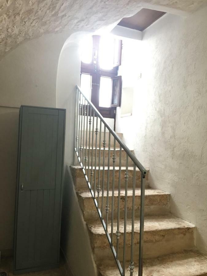 Casa Villani Guest House ออสตูนี ภายนอก รูปภาพ