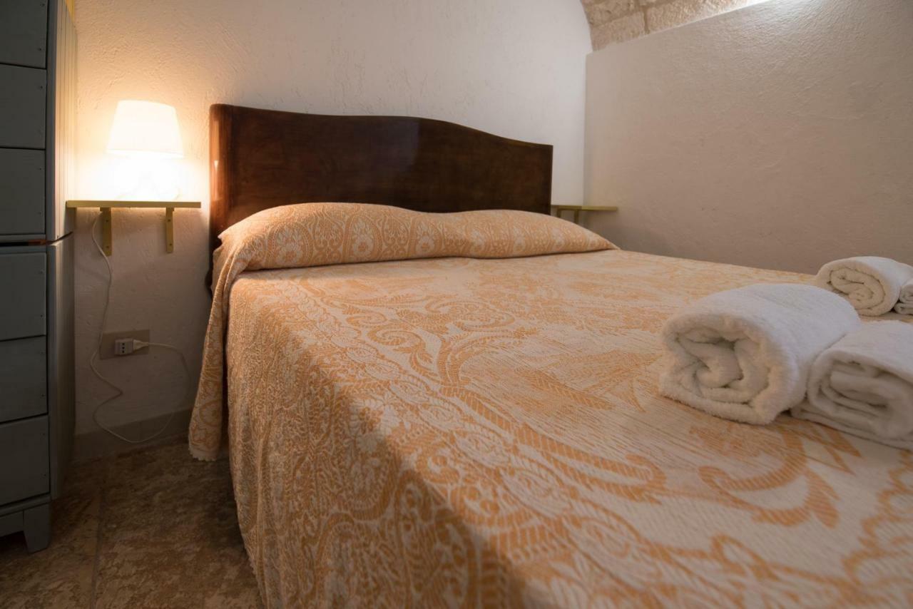 Casa Villani Guest House ออสตูนี ภายนอก รูปภาพ